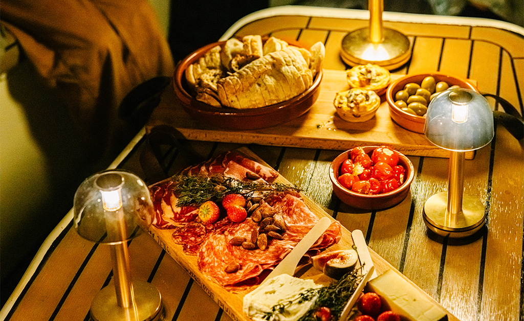 Tapas boat Amsterdam