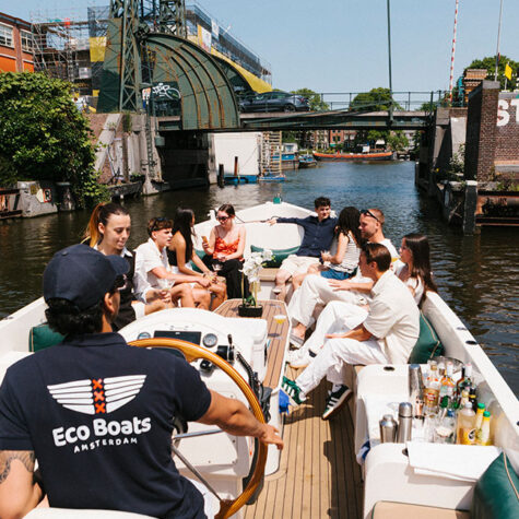 drink unlimited cocktails in amsterdam