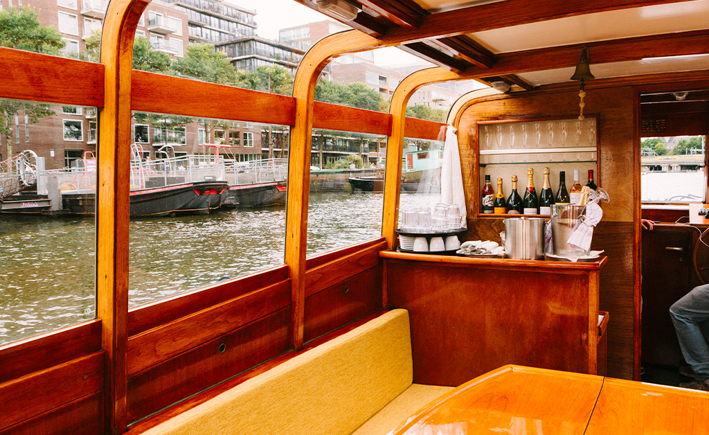 boot huren voor 75 personen amsterdam