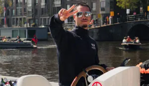 kapitein voor koningsdag huren amsterdam