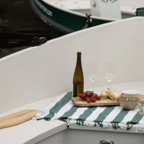 Picnick op de Amstel boot