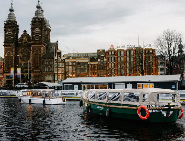 Privé boot met schipper huren