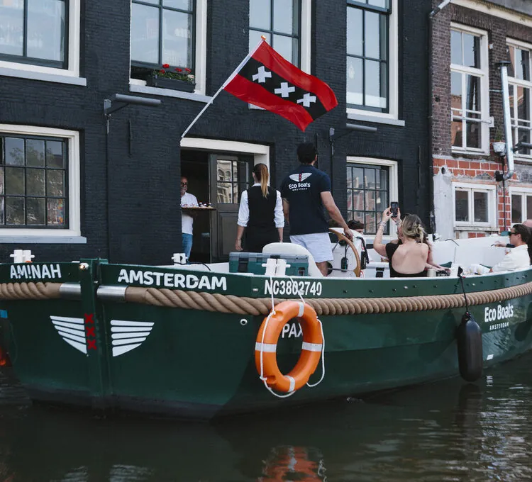Eco Boats - Privee Rondvaart - Kas en Wijn